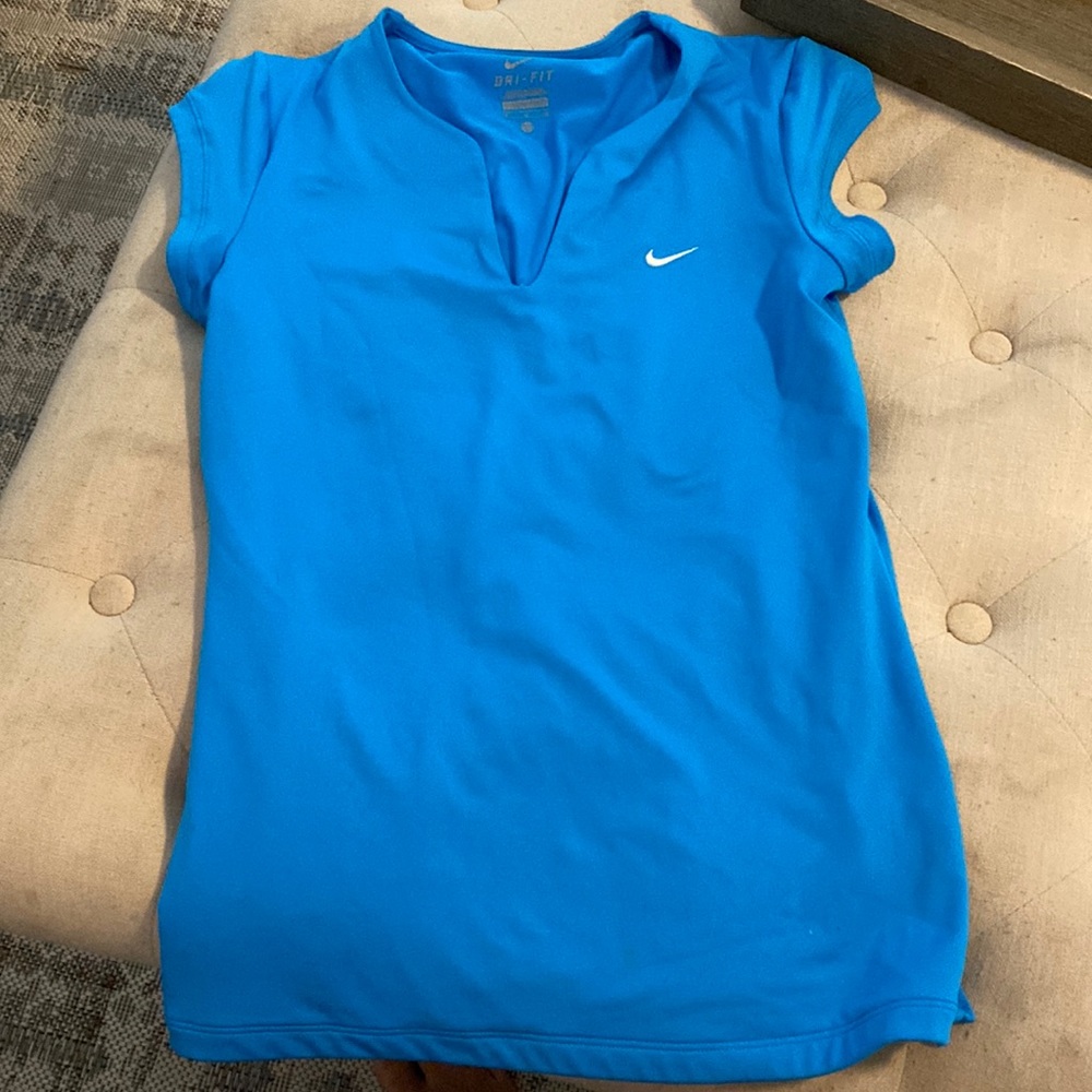 Nike tennis shirt